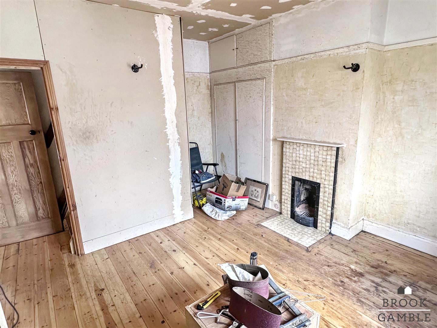 3 Bedroom House. Victoria Drive in Eastbourne,  10